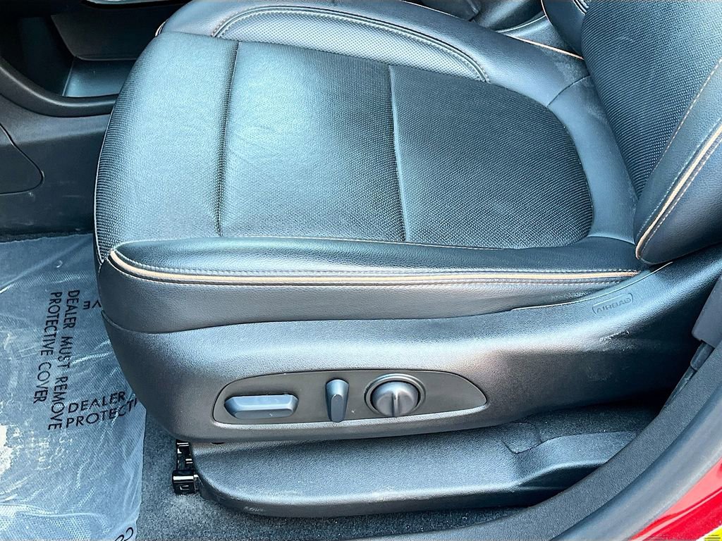 Used 2023 GMC Acadia AT4 w/ Technology Package image 20