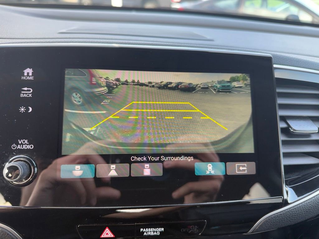Used 2019 Honda Pilot Touring image 25