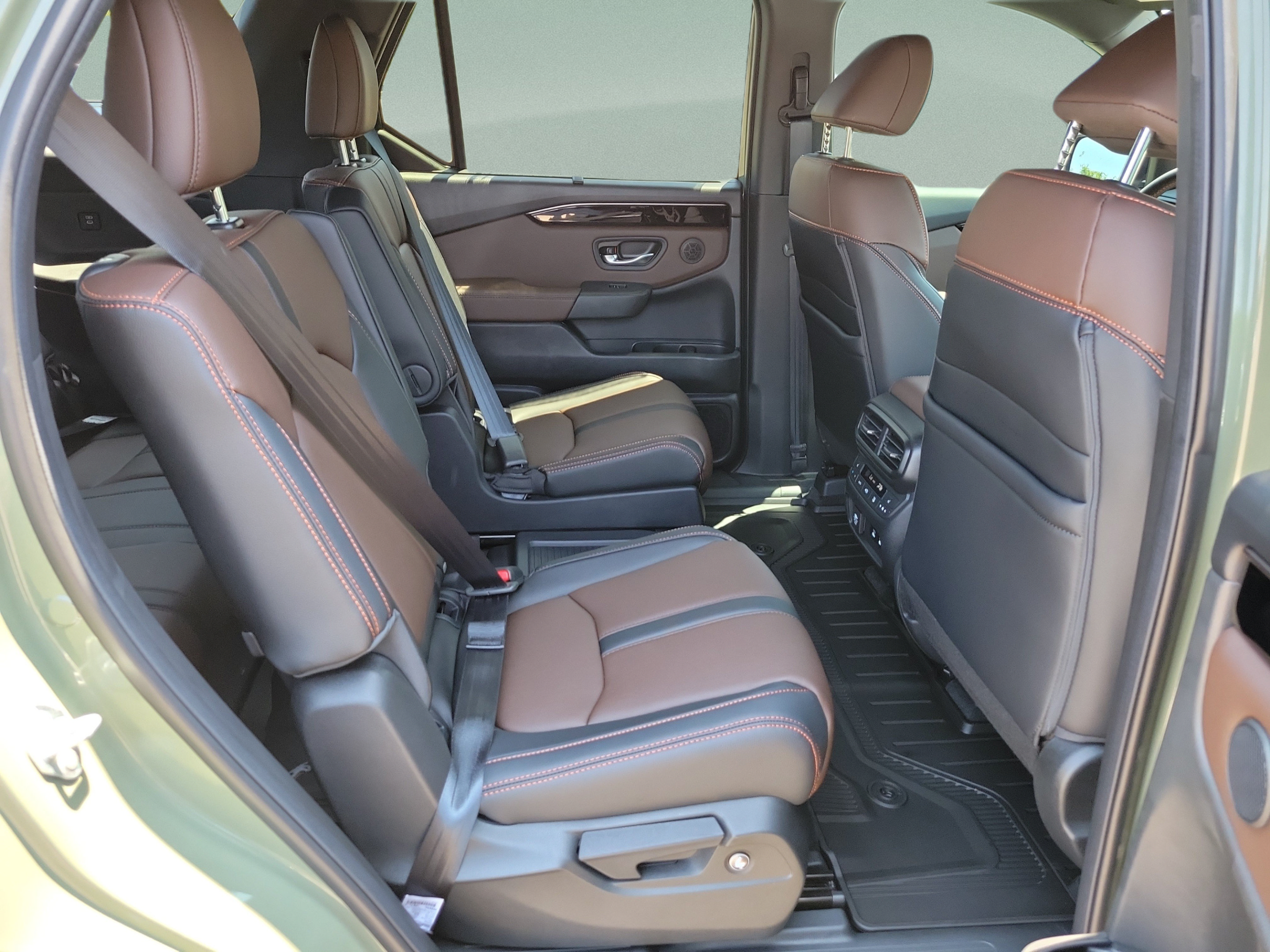 New 2026 Honda Pilot TrailSport image 10