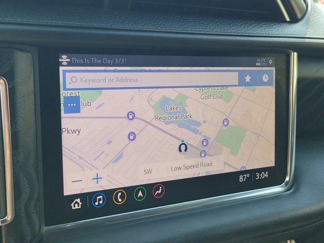 Used 2021 GMC Yukon XL Denali image 31