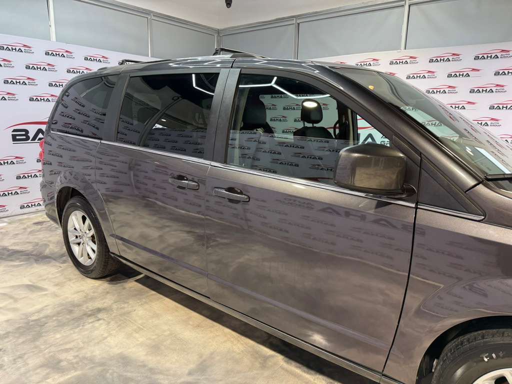 Used 2019 Dodge Grand Caravan SXT FWD image 7