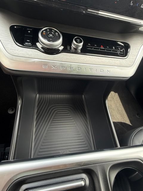 New 2026 Ford Expedition Max Platinum AWD/4WD image 19