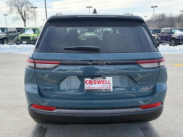 New 2026 Jeep Grand Cherokee Limited w/ Limited Altitude Package AWD/4WD image 6