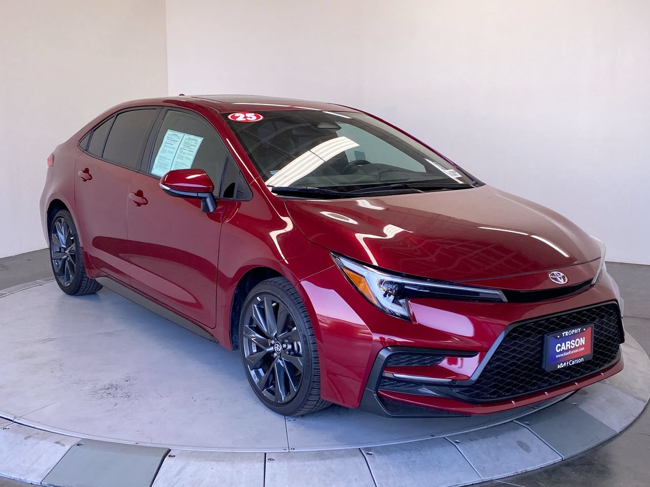 Used 2025 Toyota Corolla SE w/ SE Premium Package FWD image 7
