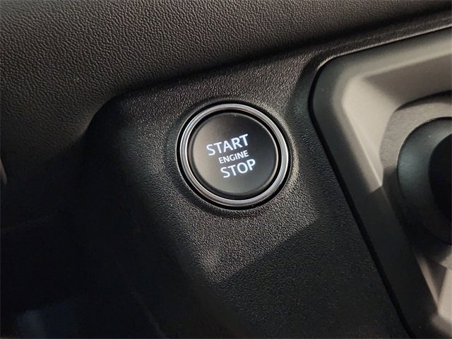 Used 2025 Land Rover Defender 110 X image 20