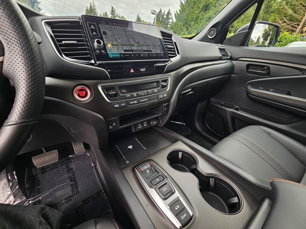 Certified 2025 Honda Ridgeline TrailSport image 33