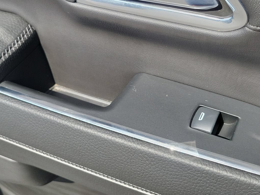 Used 2024 GMC Sierra 1500 Denali RWD image 16