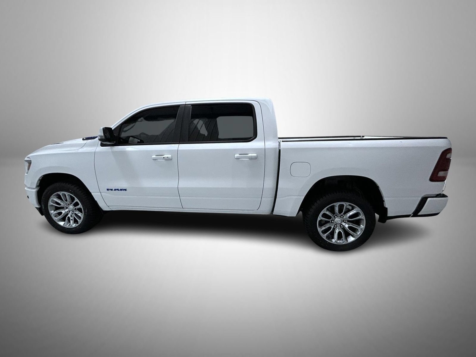 Used 2023 RAM 1500 Laramie AWD/4WD image 8