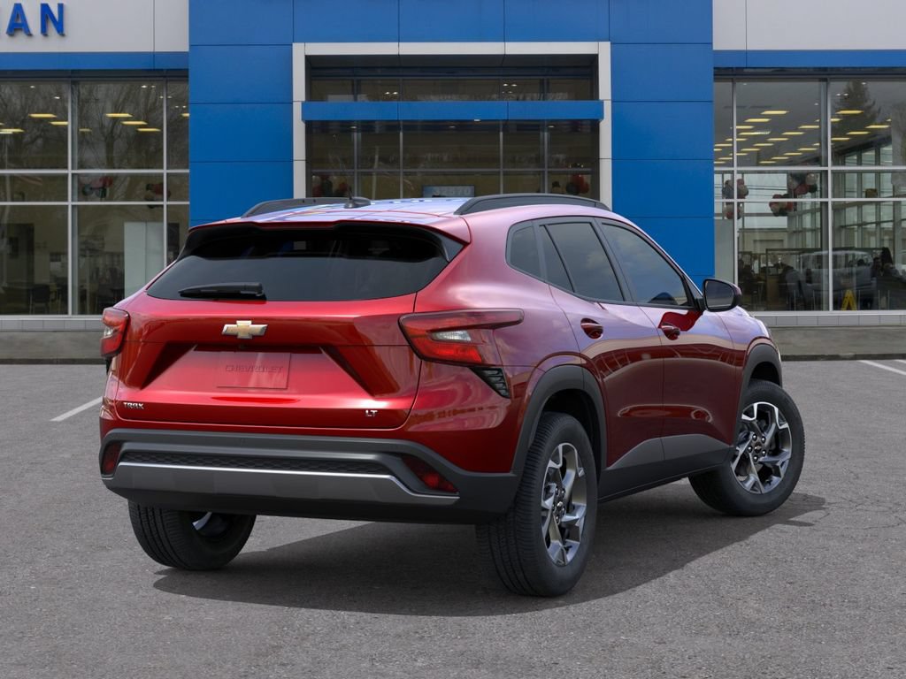 New 2026 Chevrolet Trax LT w/ Driver Confidence Package FWD image 4