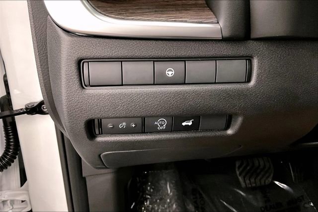 New 2025 Nissan Rogue Platinum image 30