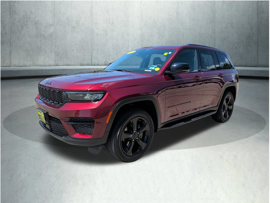 Used 2023 Jeep Grand Cherokee Altitude