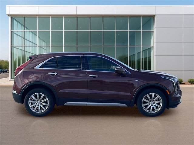 Used 2023 Cadillac XT4 Premium Luxury w/ Technology Package image 4