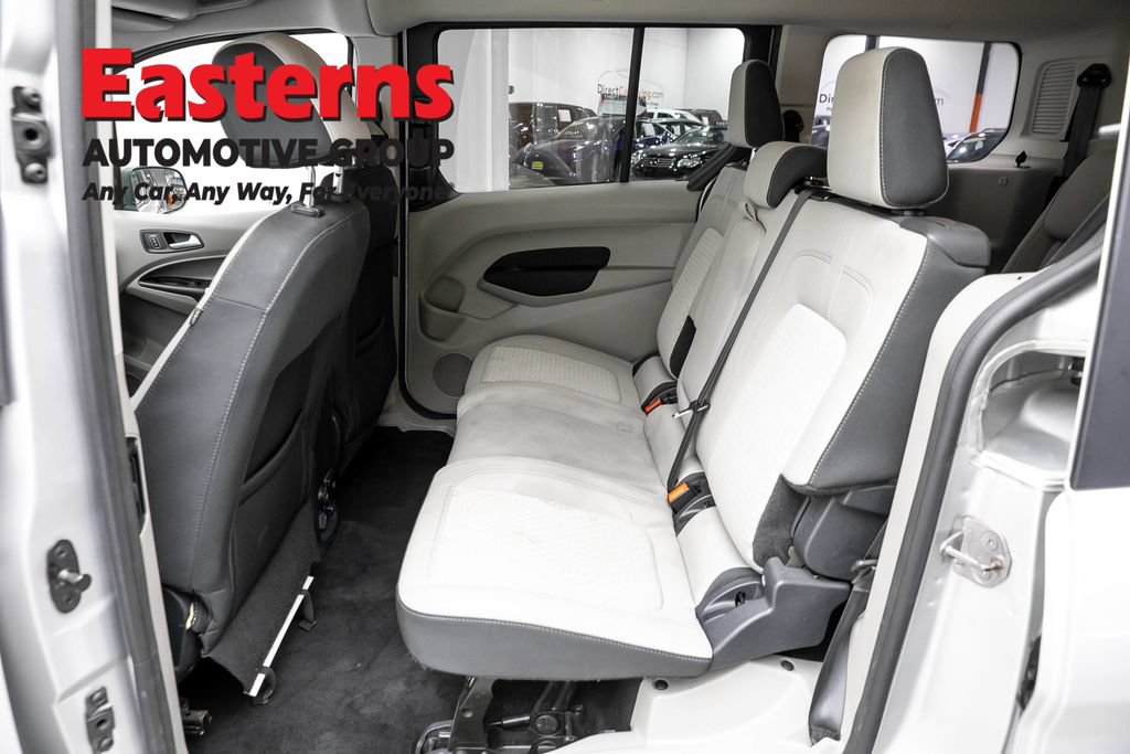 Used 2022 Ford Transit Connect XLT FWD image 21