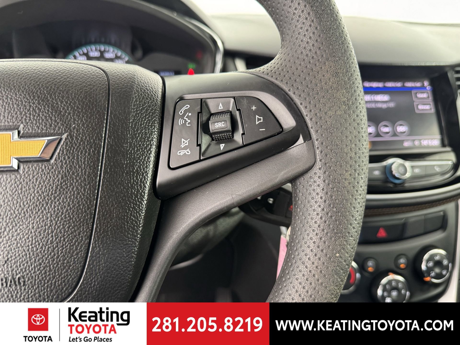 Used 2022 Chevrolet Trax LS w/ Tint and Cruise Package image 27