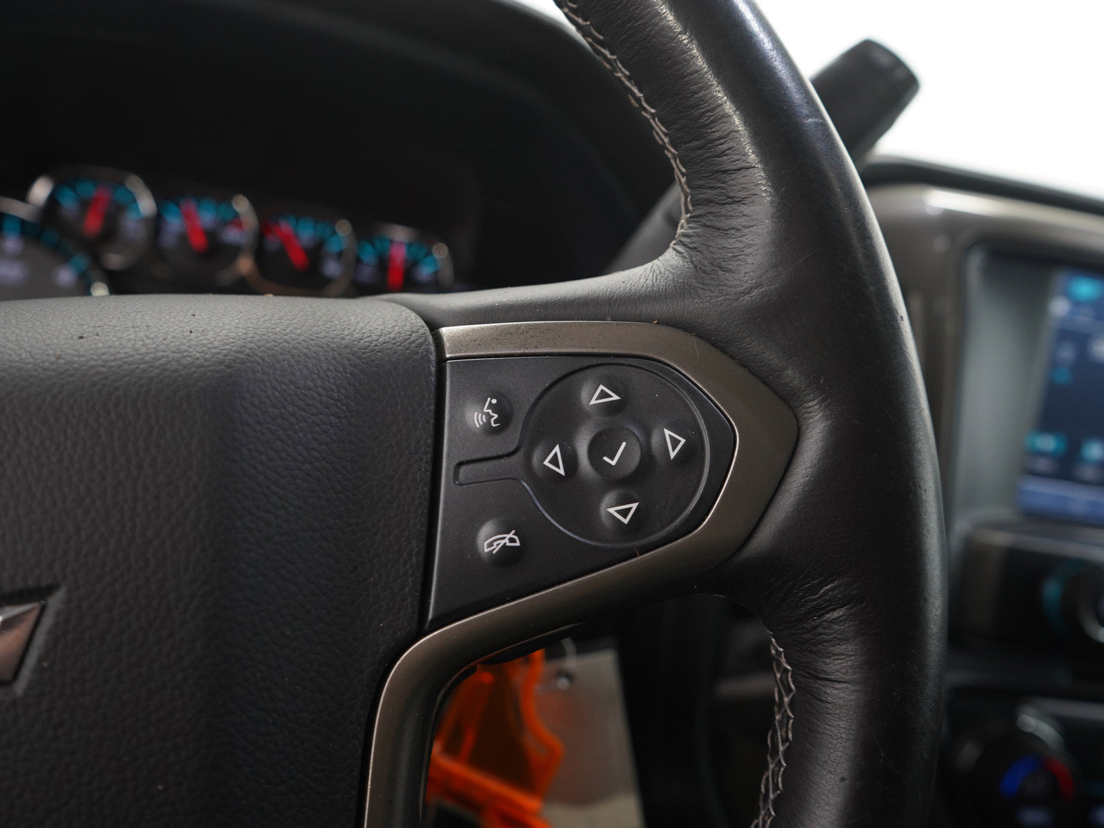 Used 2018 Chevrolet Silverado 1500 High Country AWD/4WD image 28