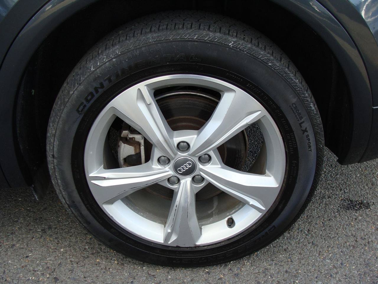 Used 2020 Audi Q5 2.0T Premium Plus AWD/4WD image 39