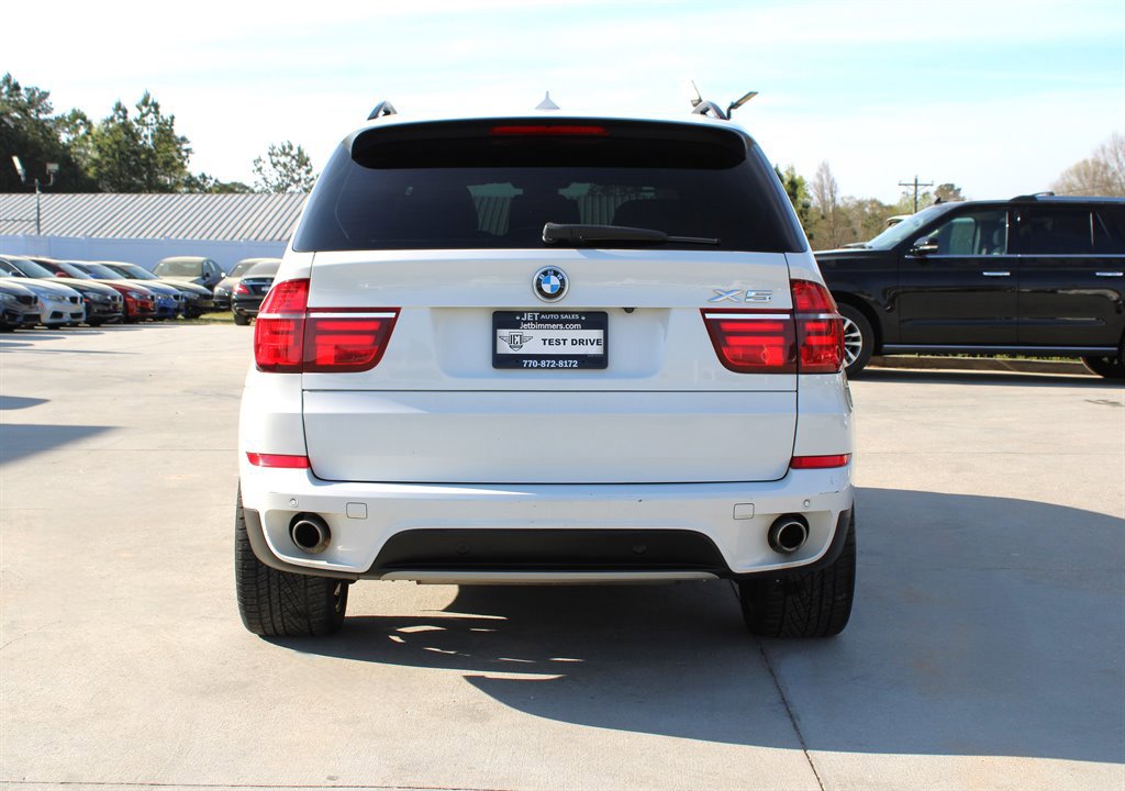 Used 2012 BMW X5 xDrive35d image 6