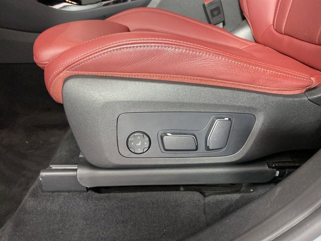 Certified 2024 BMW X3 xDrive30i w/ M Sport Package image 9