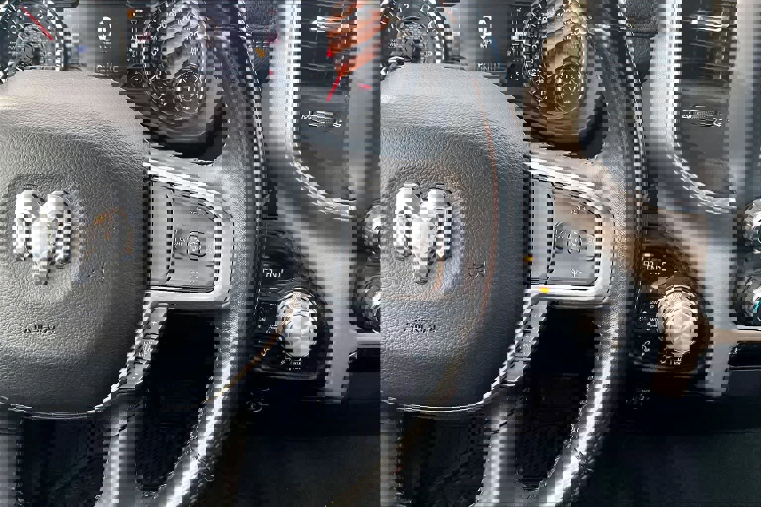 Used 2021 RAM 1500 Laramie w/ Off Road Group image 26