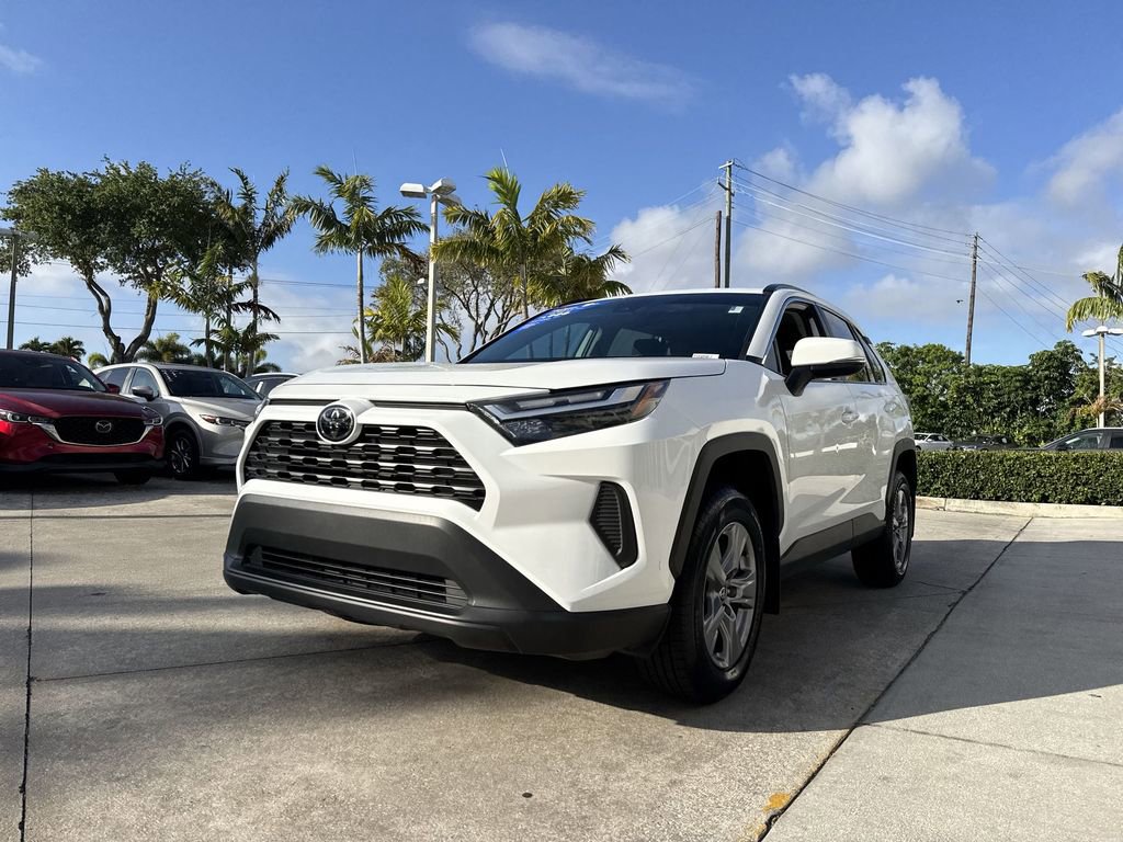 Used 2024 Toyota RAV4 XLE w/ Convenience Package image 31