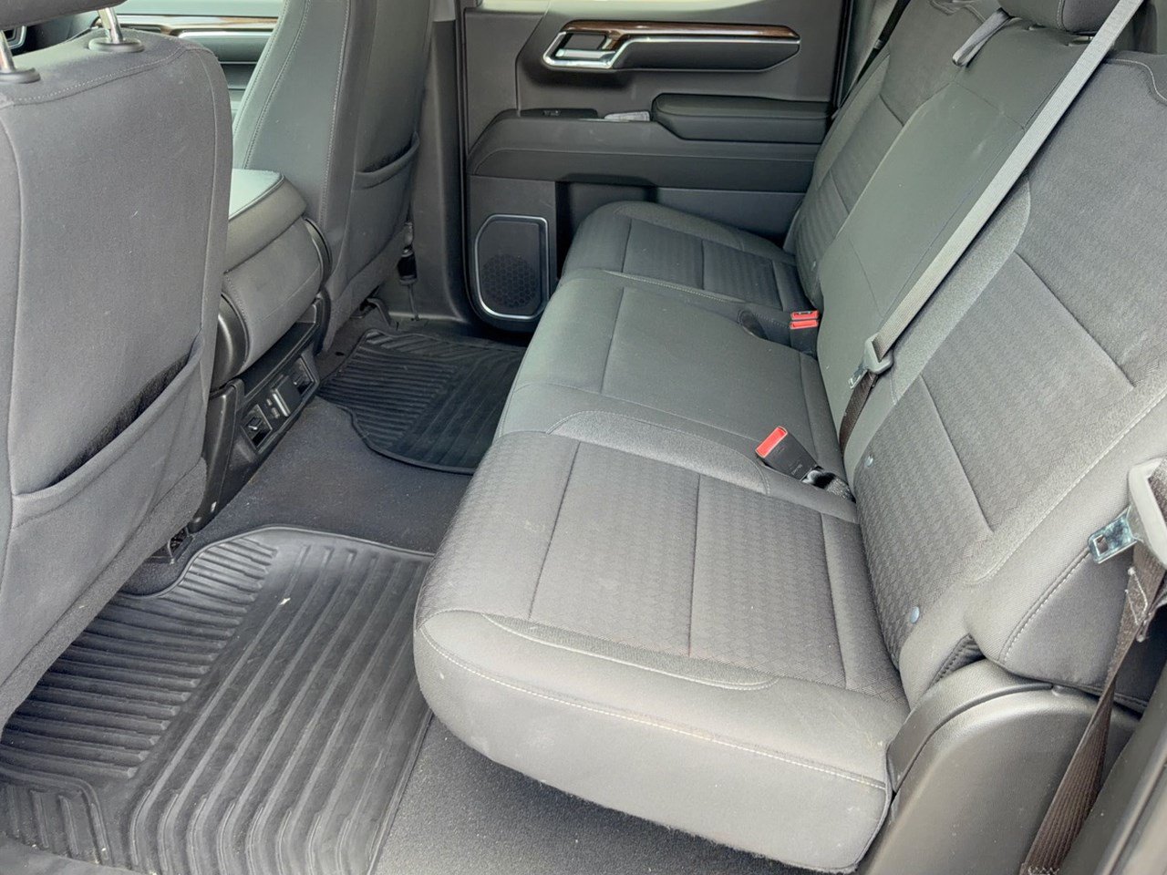 Certified 2023 Chevrolet Silverado 1500 LT AWD/4WD image 25