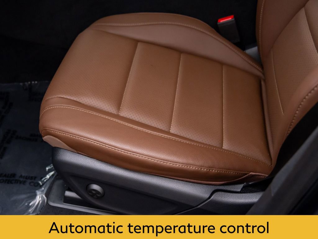 Used 2025 Mercedes-Benz GLE 450 4MATIC image 16