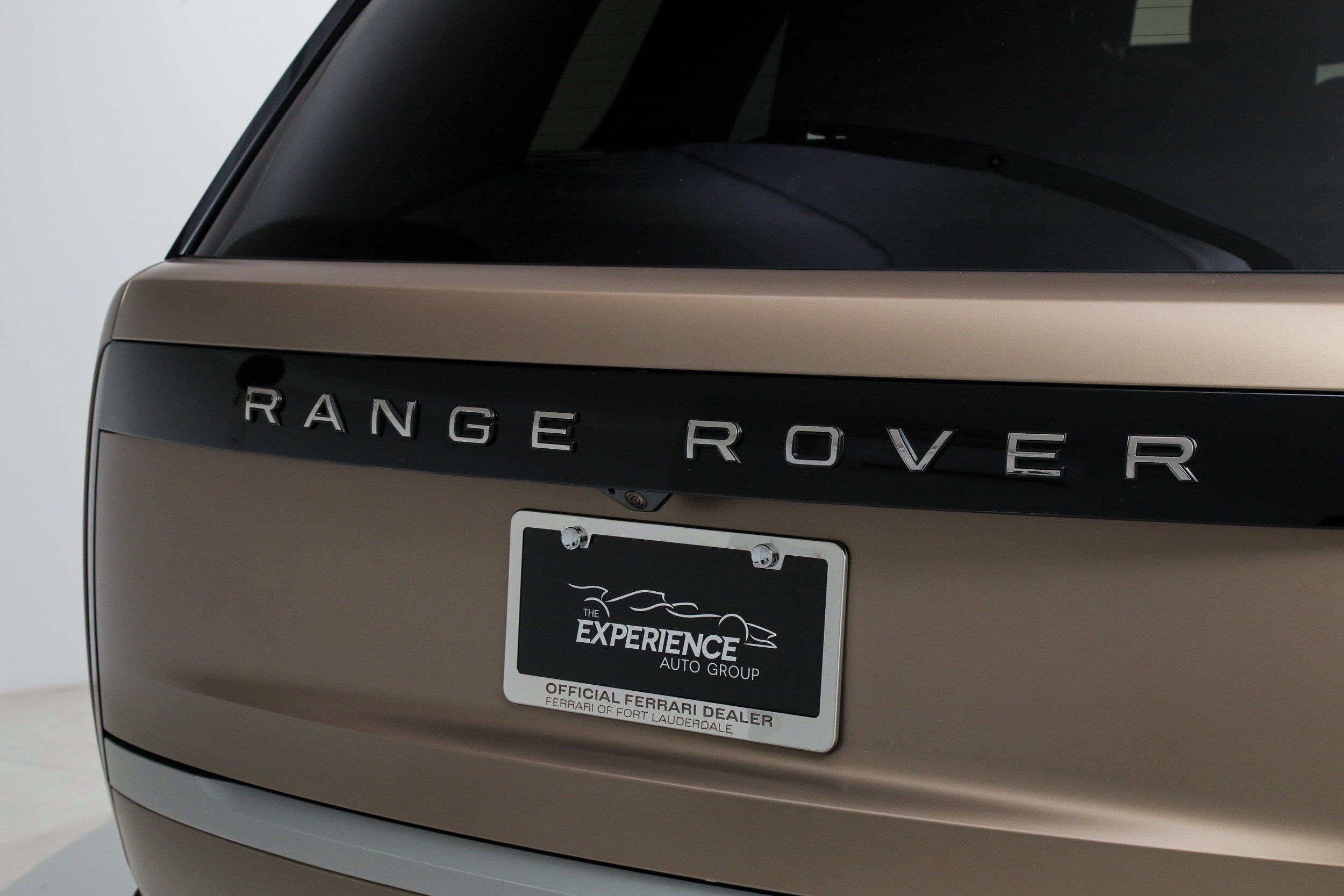 Used 2023 Land Rover Range Rover SV AWD/4WD image 22