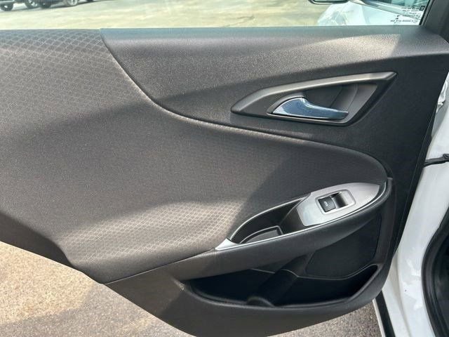 Used 2016 Chevrolet Malibu LT image 32