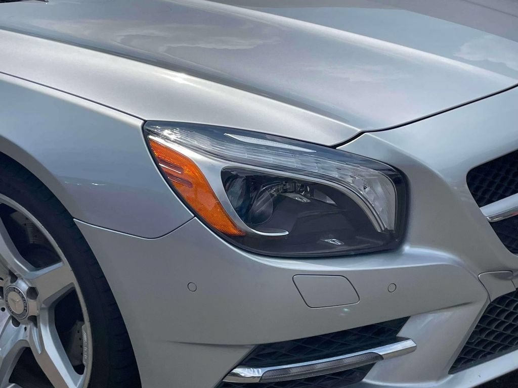 Used 2013 Mercedes-Benz SL 550 w/ Premium Pkg image 8