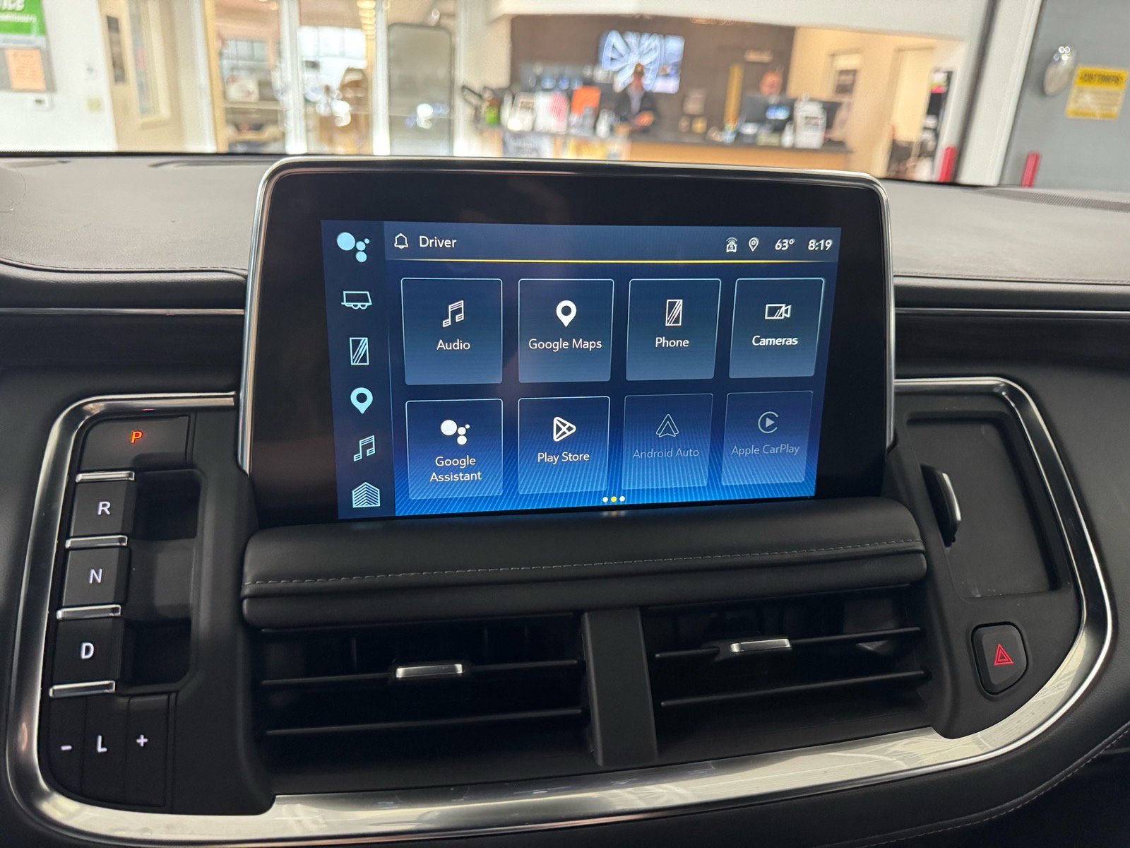 Used 2023 Chevrolet Suburban Z71 w/ Luxury Package AWD/4WD image 26