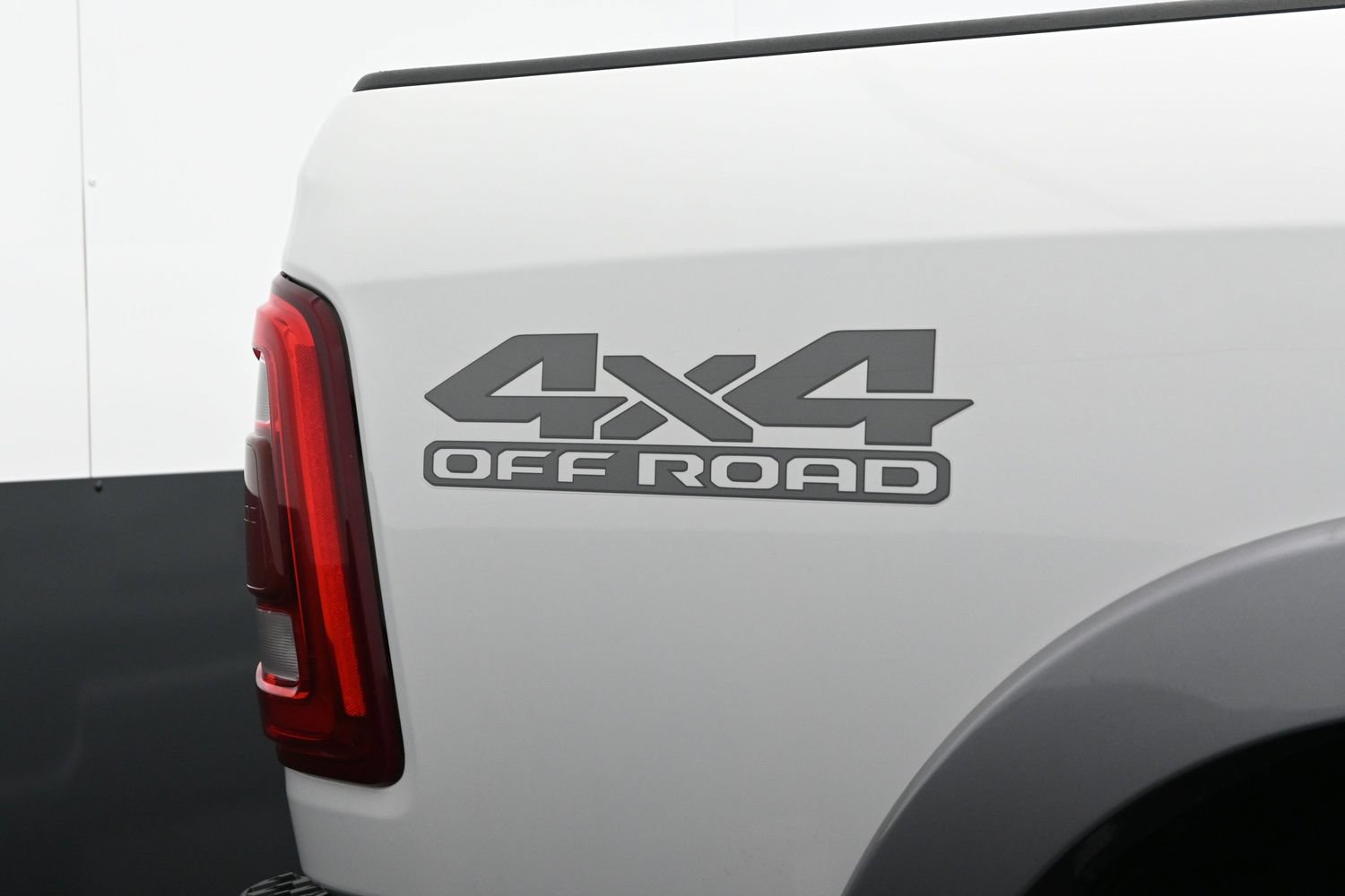 Used 2019 RAM 2500 Laramie AWD/4WD image 46
