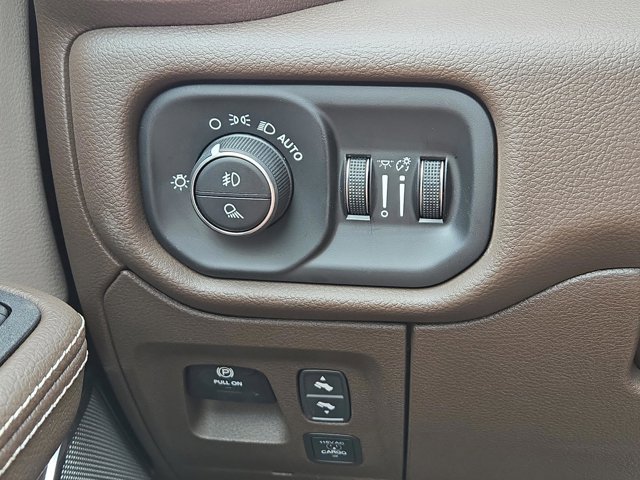 New 2026 RAM 1500 Laramie AWD/4WD image 48