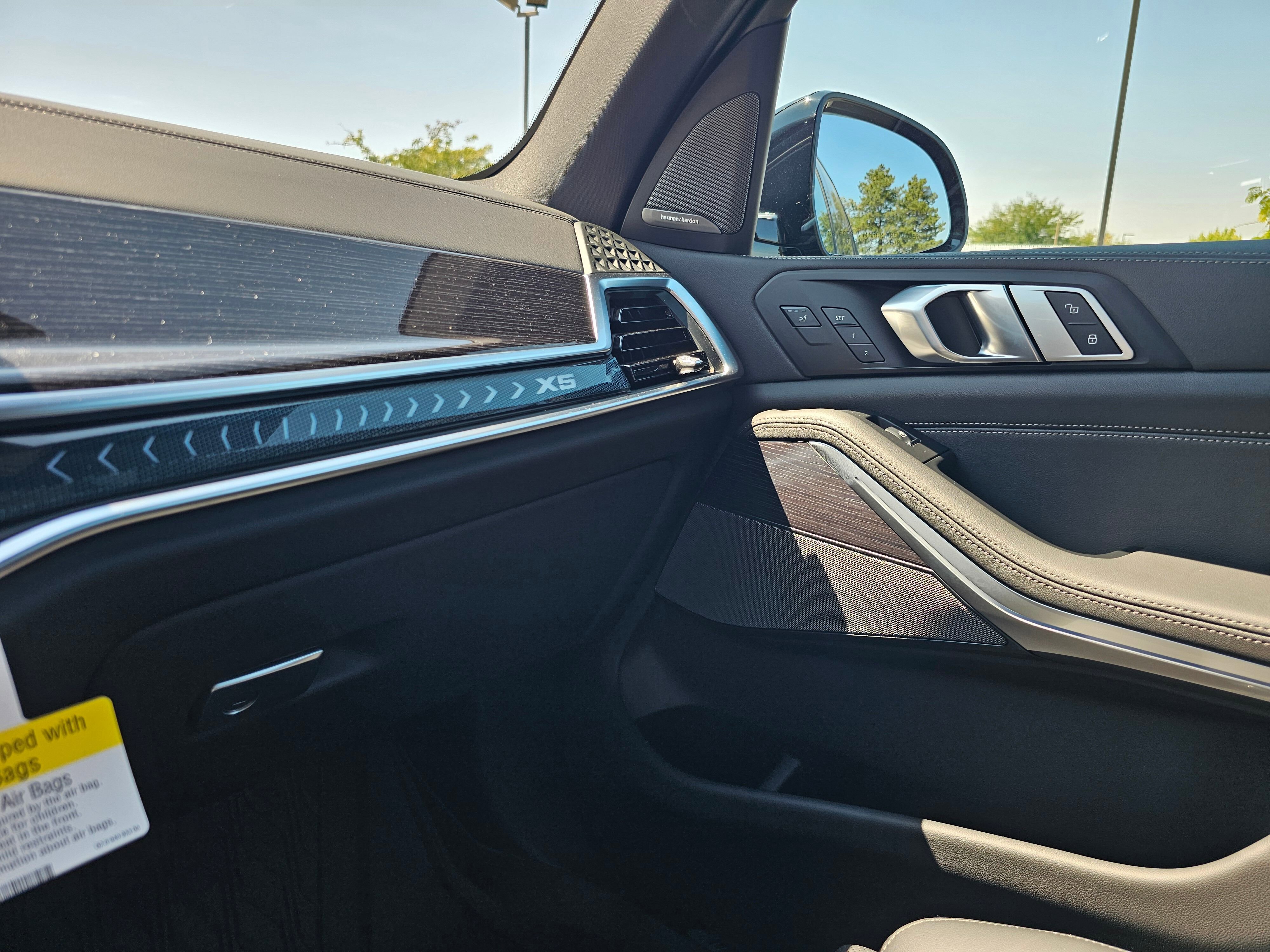 New 2026 BMW X5 xDrive50e w/ M Sport Package image 25