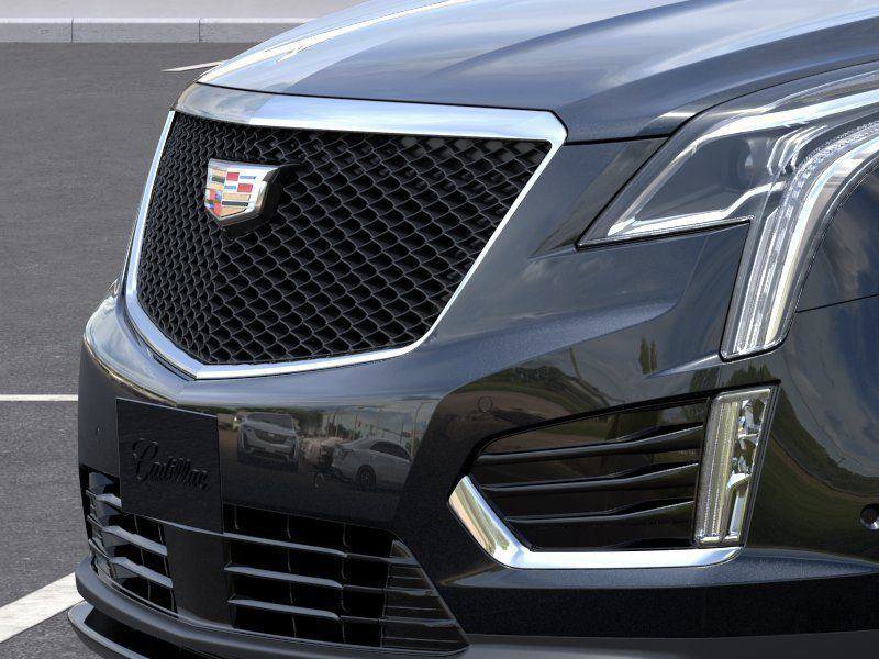 New 2026 Cadillac XT5 Sportv w/ LPO, Floor Liner Package AWD/4WD image 13