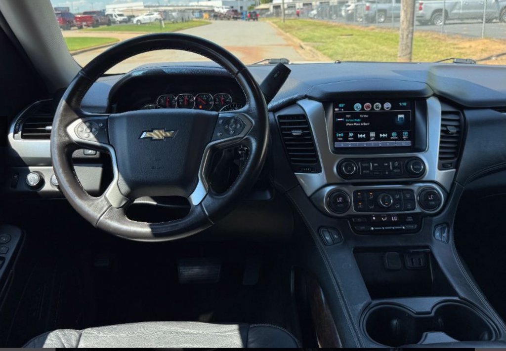 Used 2018 Chevrolet Suburban LT AWD/4WD image 9