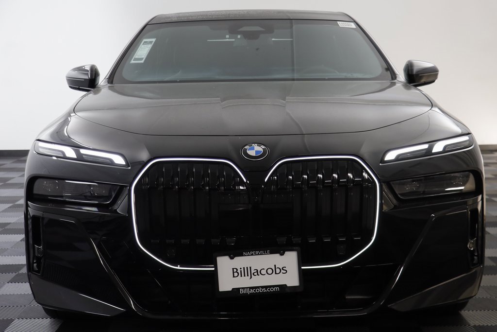 Certified 2025 BMW 740i xDrive w/ Premium Package image 23