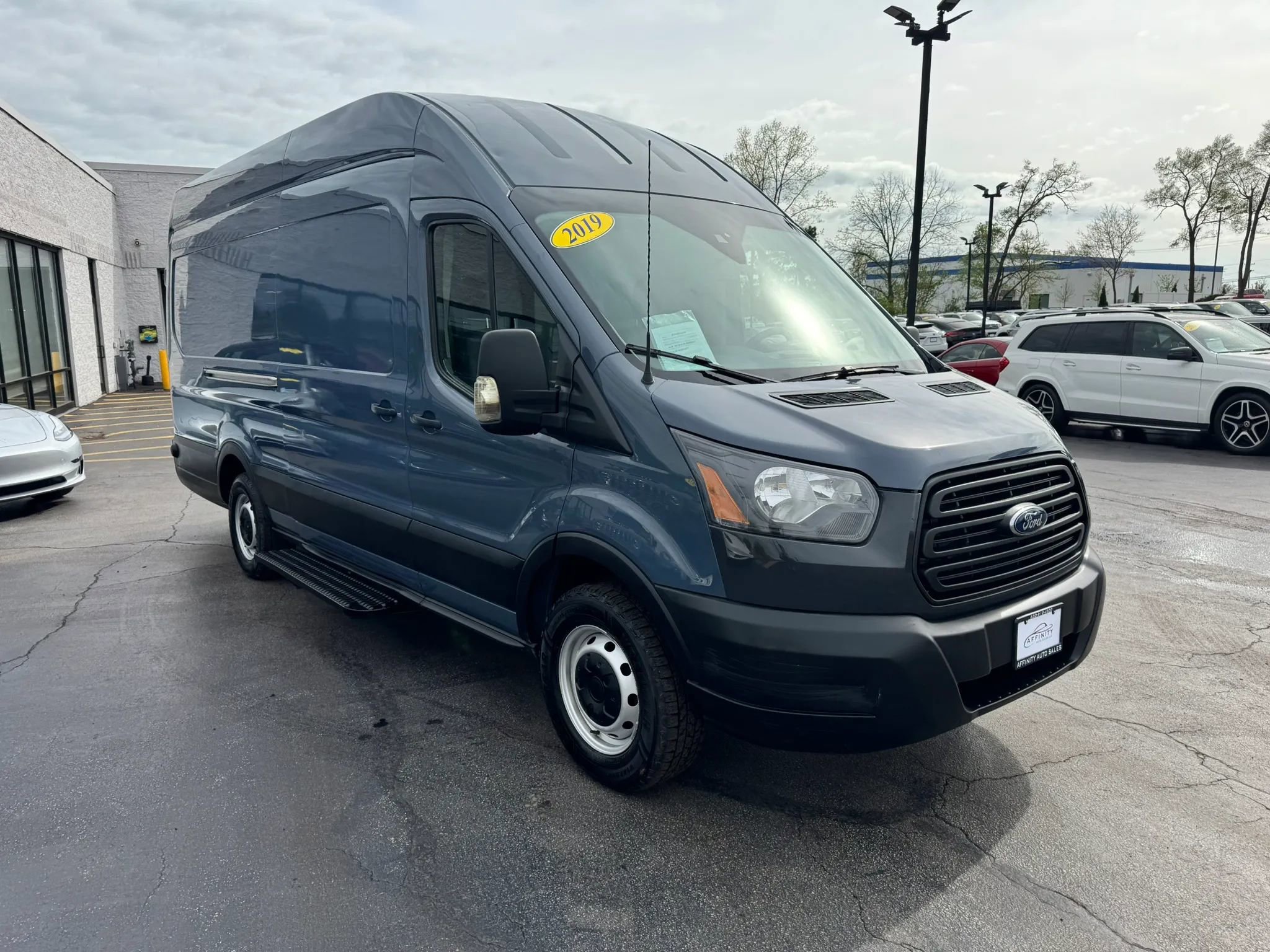 Used 2019 Ford Transit 250 148 High Roof Extended RWD image 7