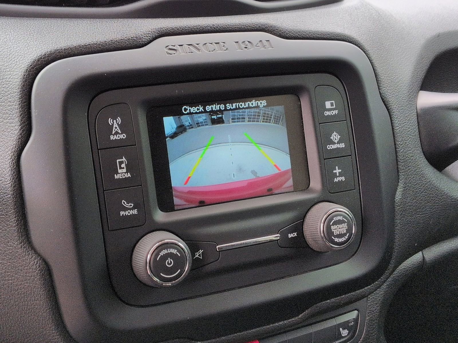 Used 2017 Jeep Renegade Latitude w/ Popular Equipment Group AWD/4WD image 34