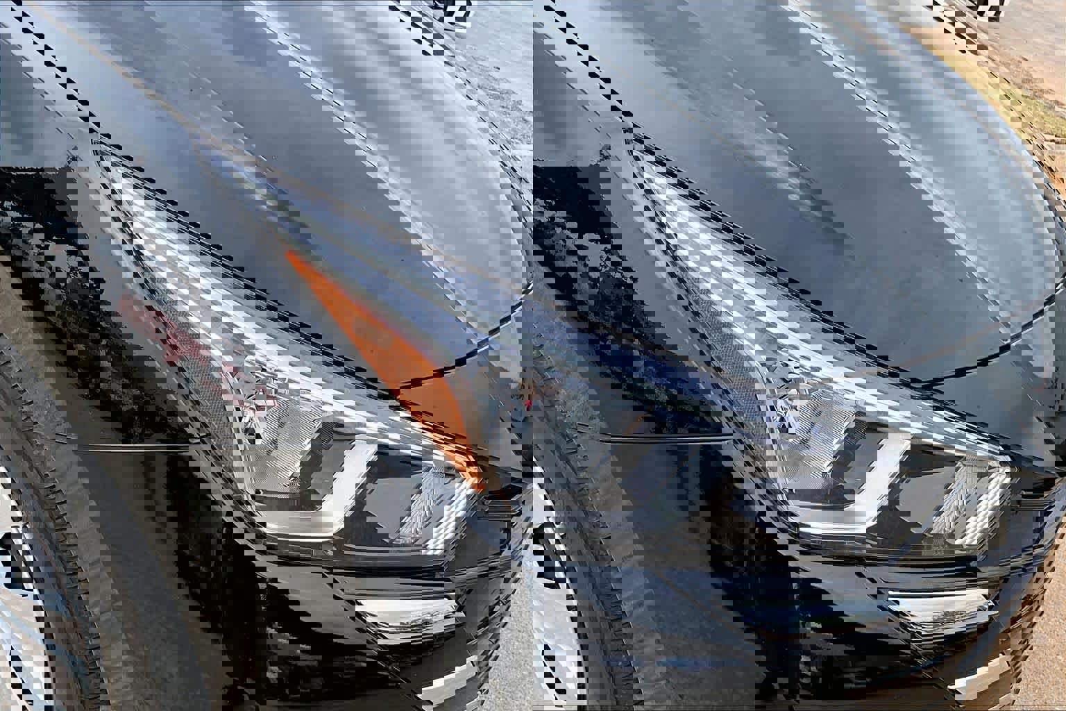 Used 2024 Nissan Versa S w/ Trunk Package image 26