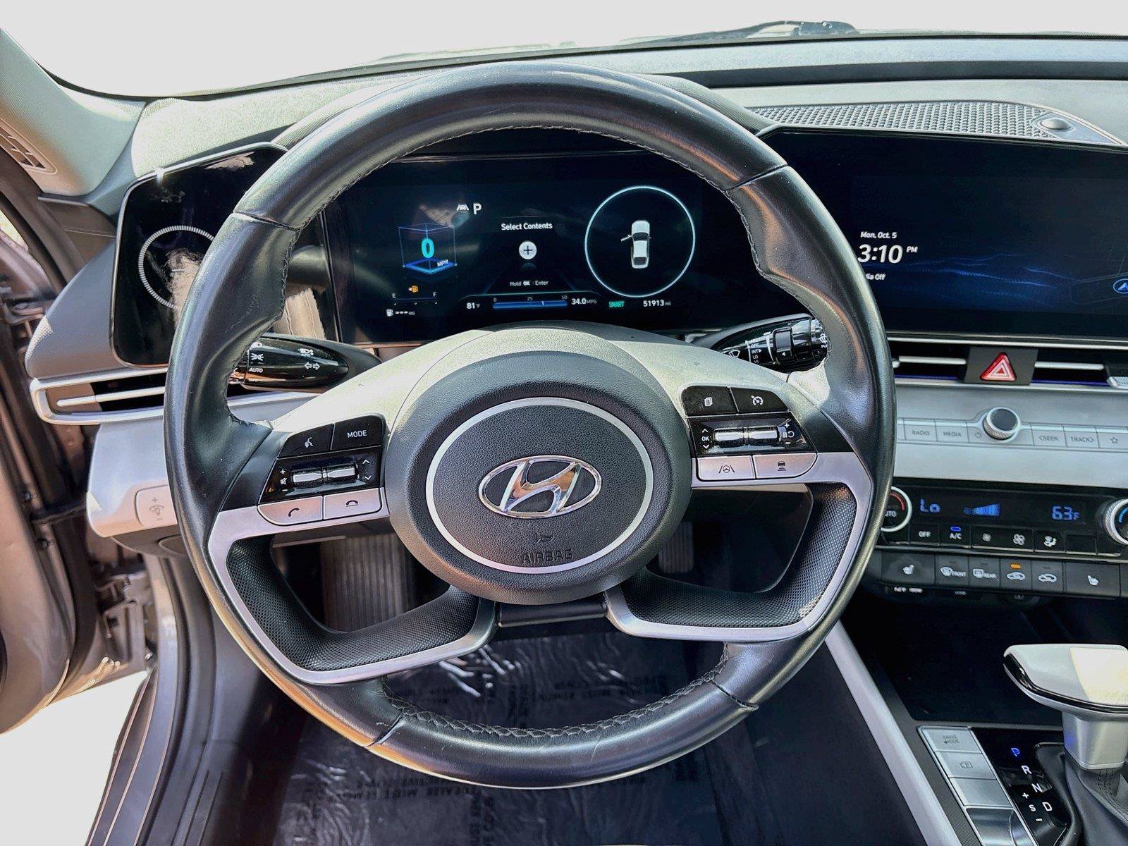 Used 2023 Hyundai Elantra Limited FWD image 11