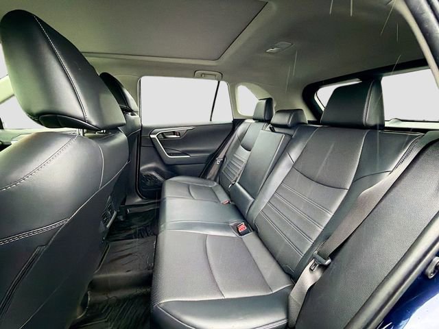 Used 2019 Toyota RAV4 Limited AWD/4WD image 21