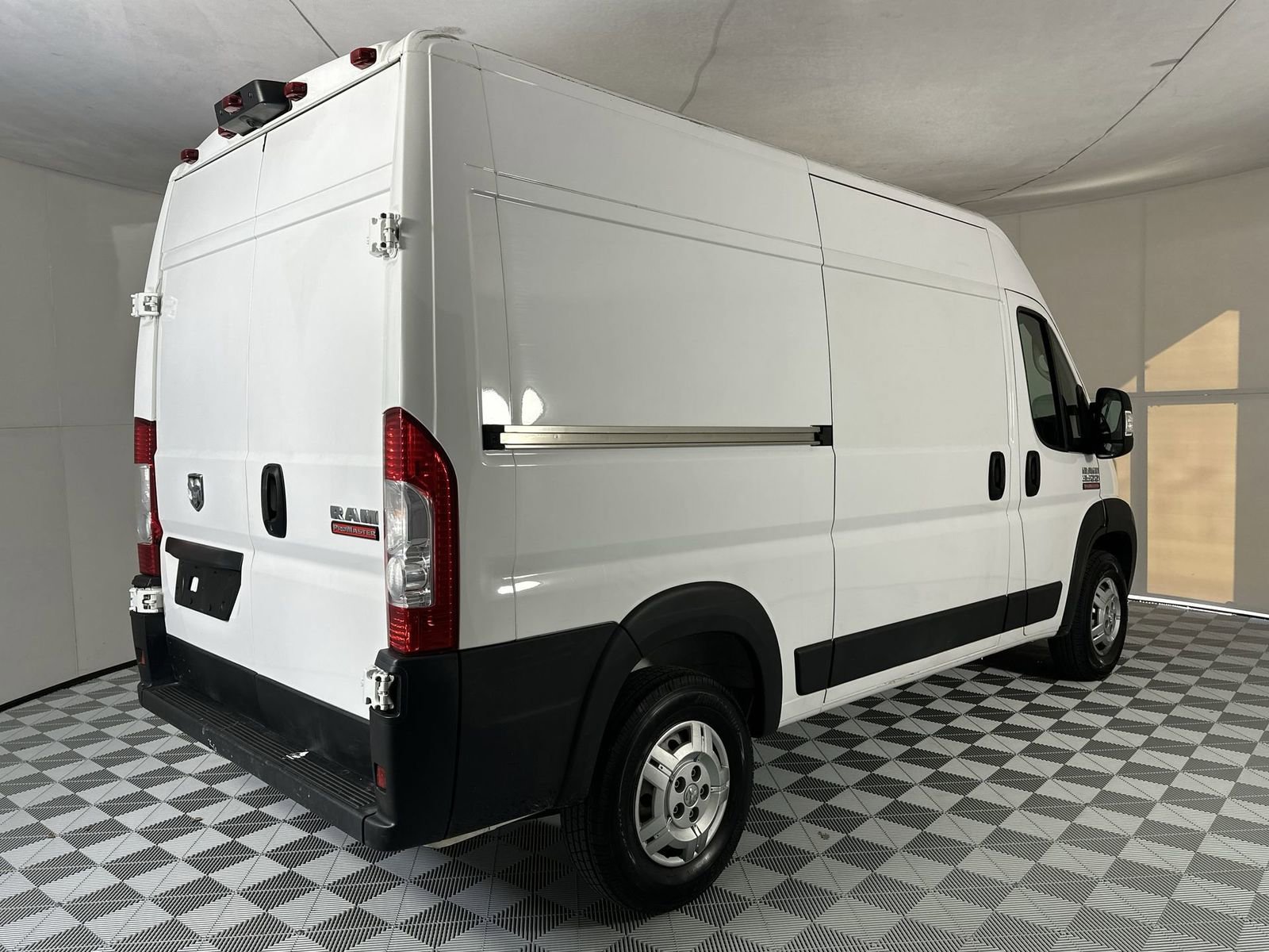 Used 2021 RAM ProMaster 3500 w/ Convenience Group image 8