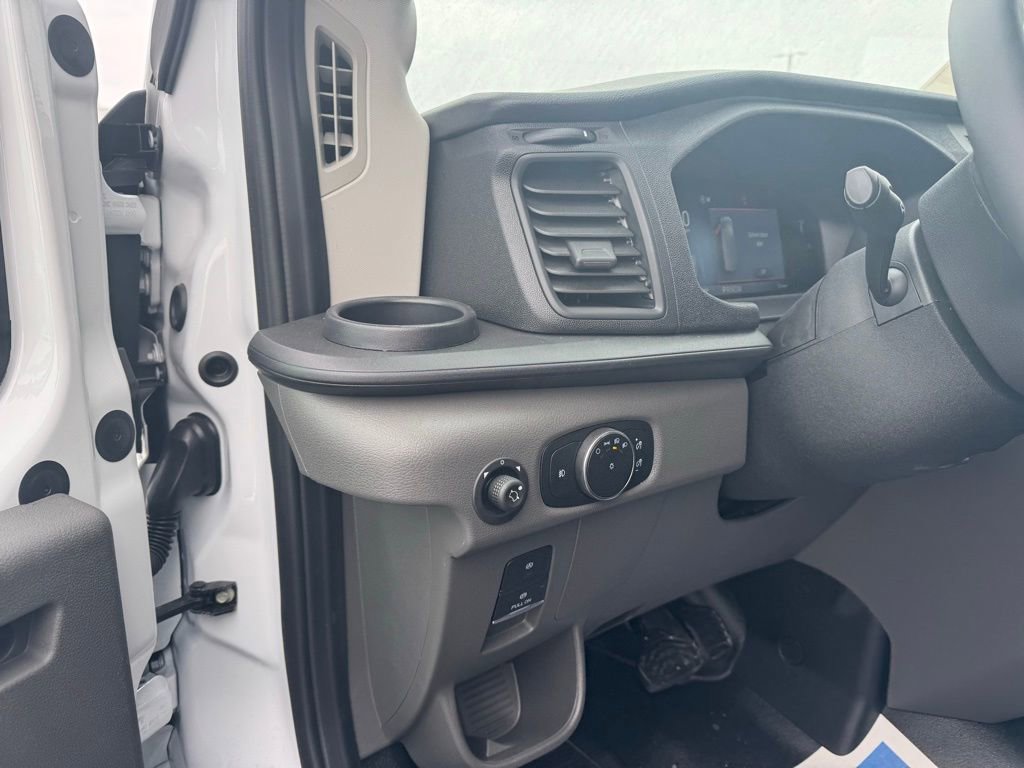 New 2026 Ford Transit 350 RWD image 33