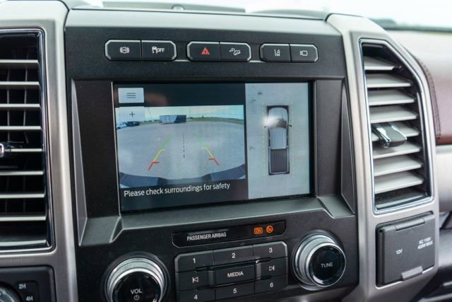 Used 2020 Ford F250 Platinum AWD/4WD image 23