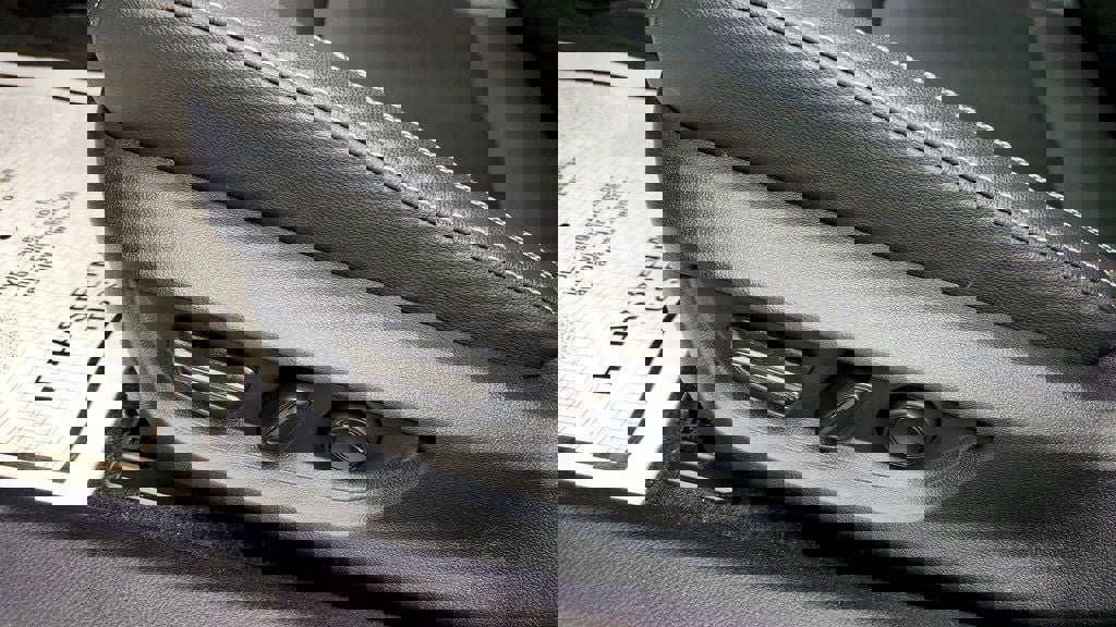 Used 2025 Toyota Camry SE w/ Convenience Package image 10