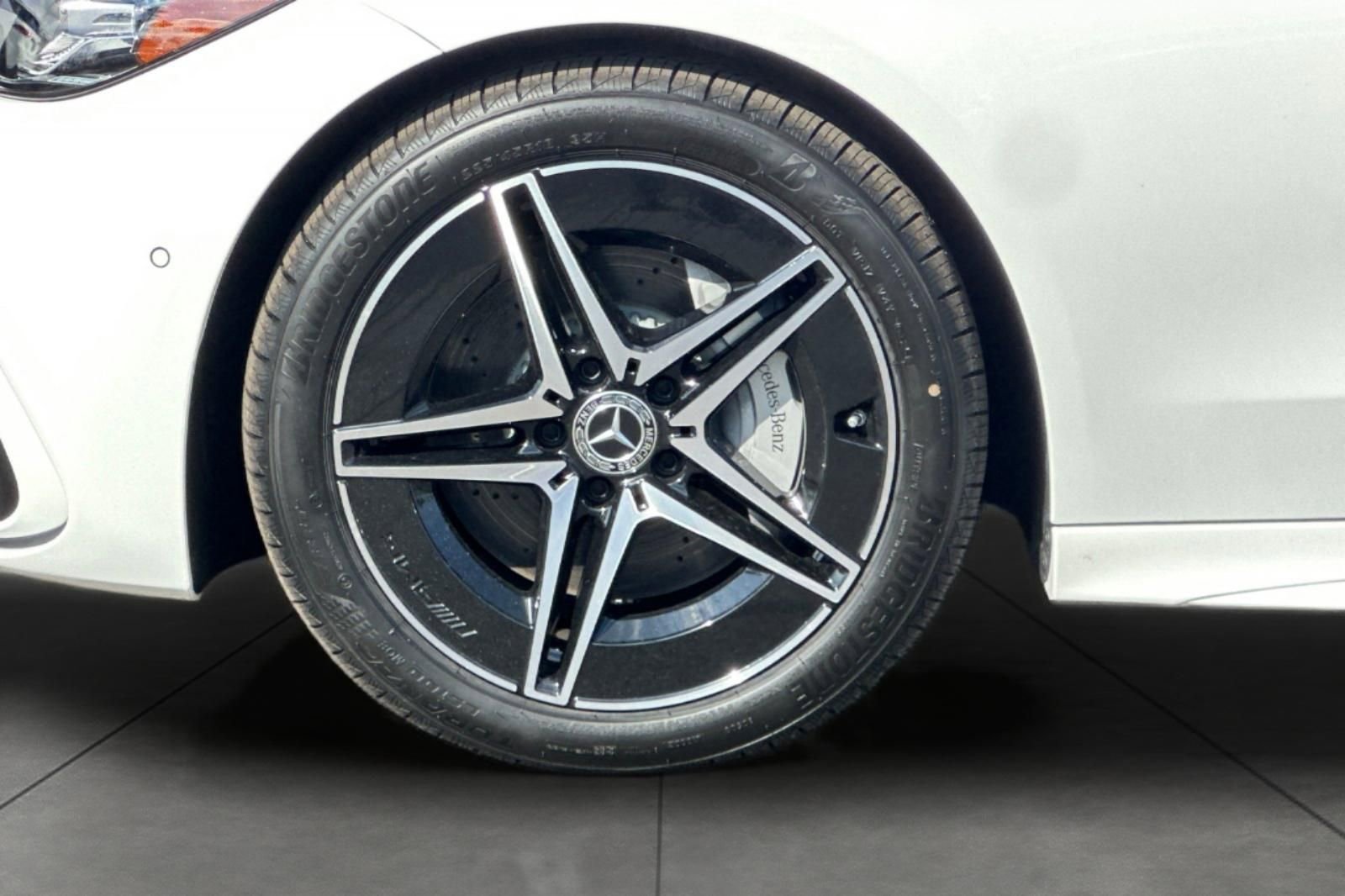 New 2025 Mercedes-Benz C 300 4MATIC Sedan image 5