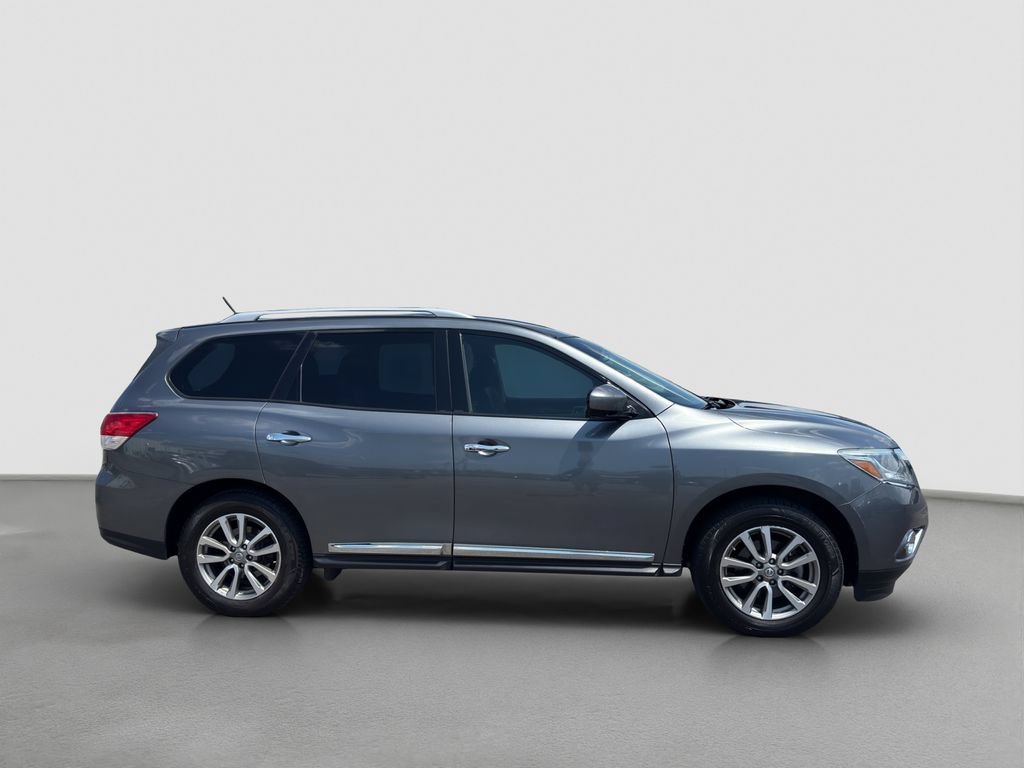 Used 2015 Nissan Pathfinder SL w/ SL Tech Package AWD/4WD image 7
