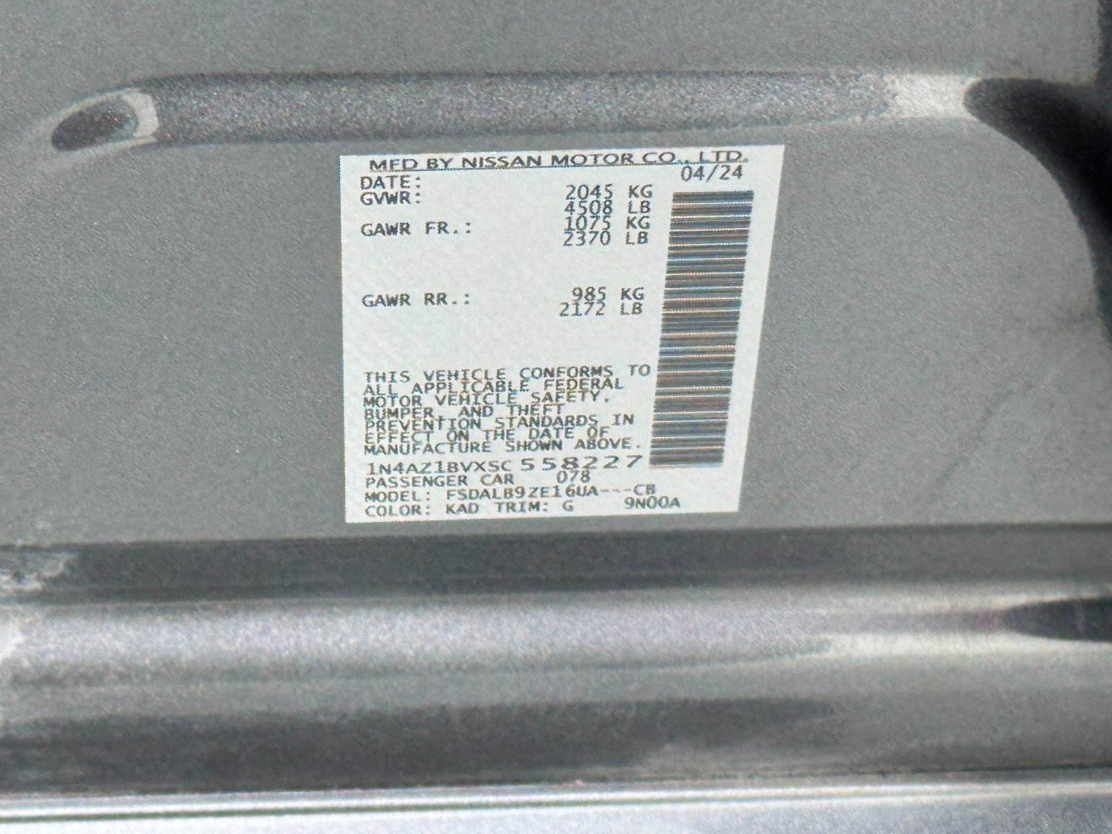 Used 2025 Nissan Leaf S image 38