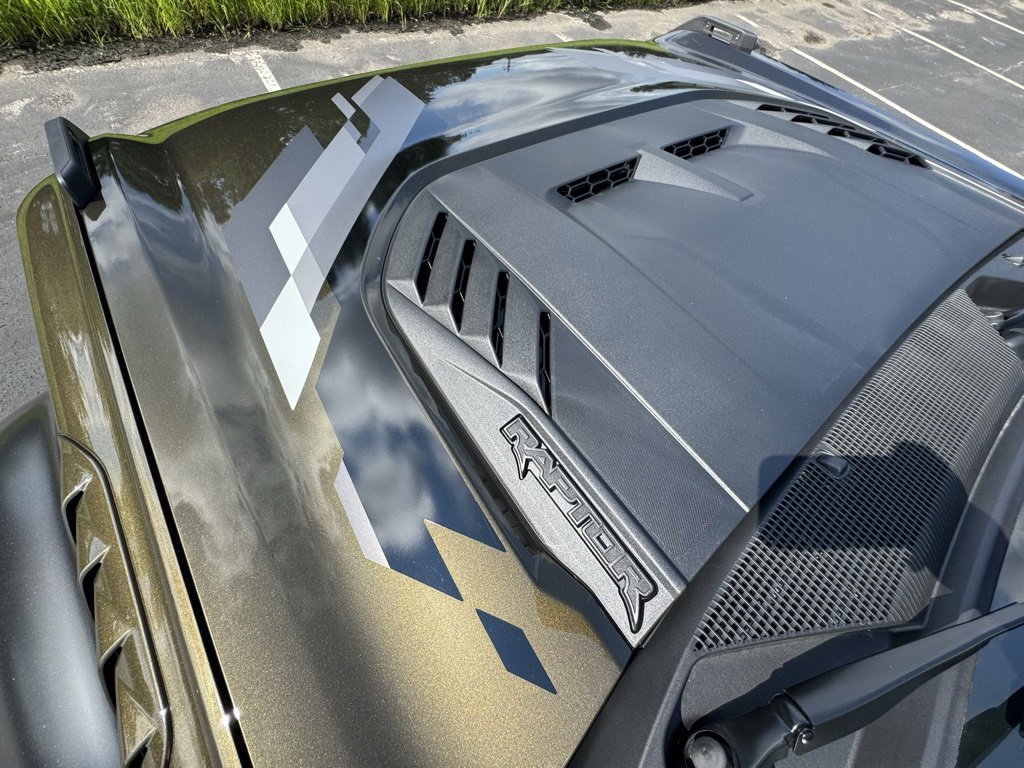 New 2025 Ford Bronco Raptor w/ Interior Carbon Fiber Pack image 44