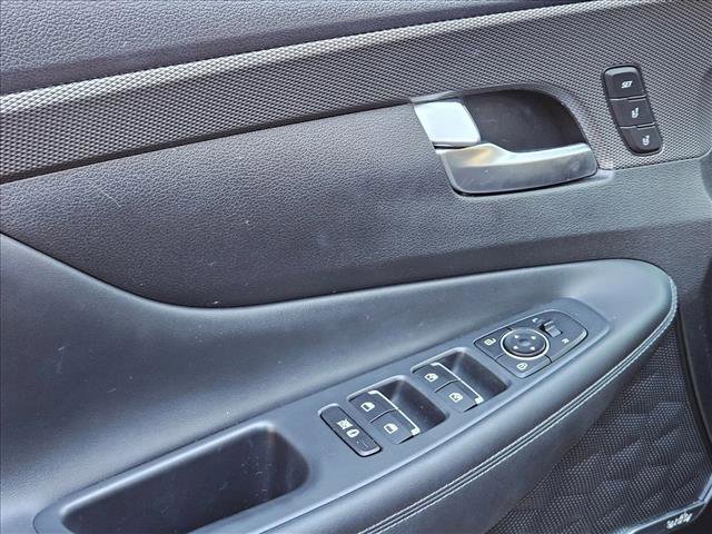 Used 2020 Hyundai Santa Fe Limited image 9